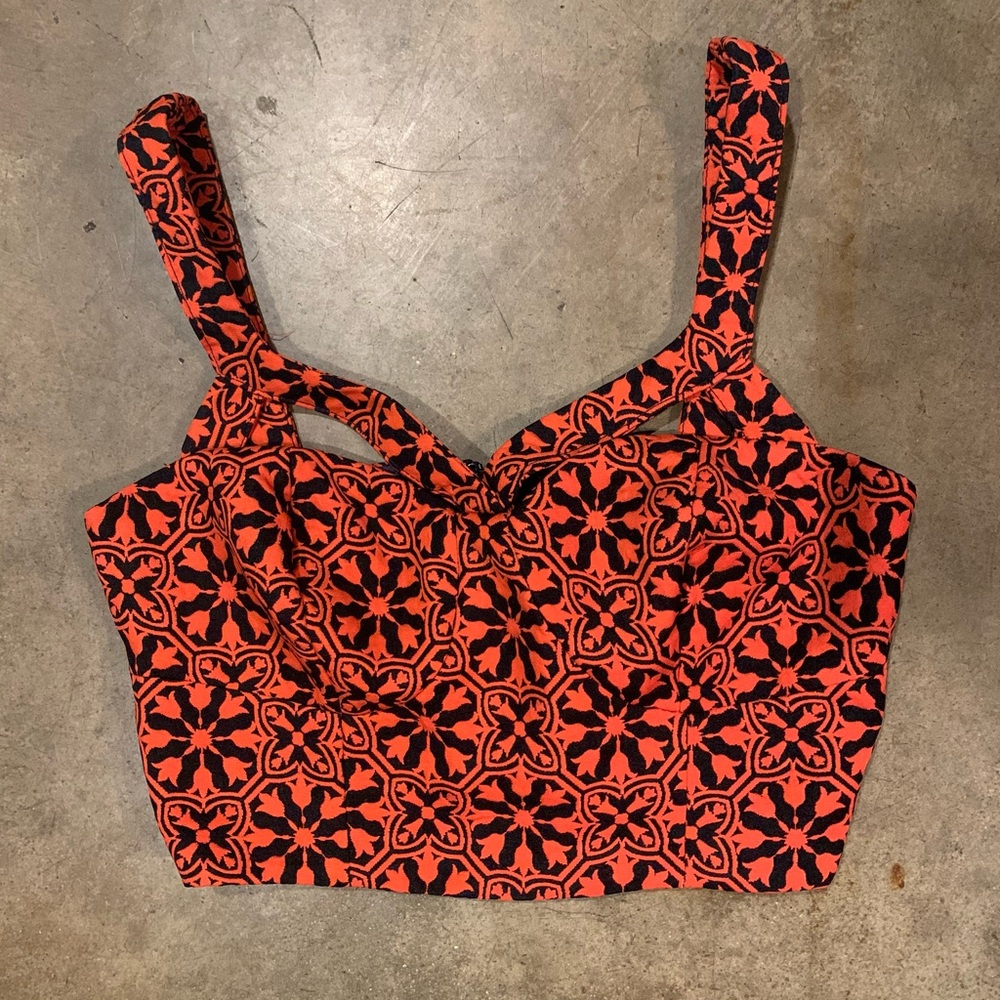 FOREVER 21 Crop top